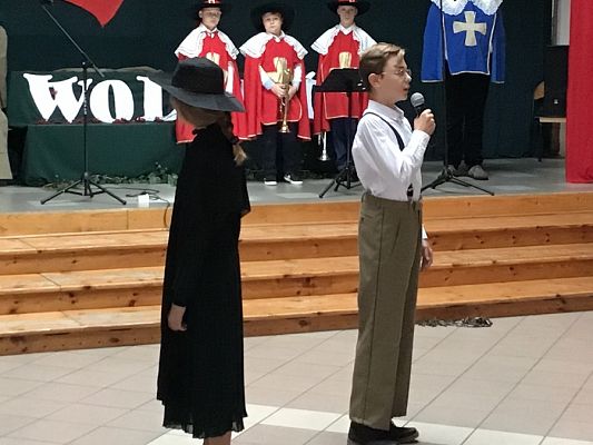 Grafika #15: Uroczysty apel z okazji Narodowego Święta Niepodległości