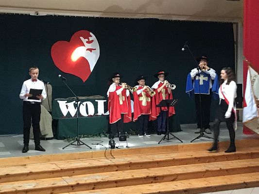 Grafika #30: Uroczysty apel z okazji Narodowego Święta Niepodległości