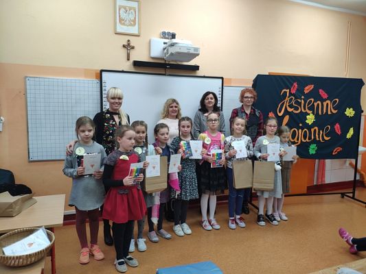  Grafika #0: "Jesienne bajanie"