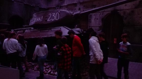  Grafika #21: Wizyta w Muzeum II Wojny Światowej w Gdańsku