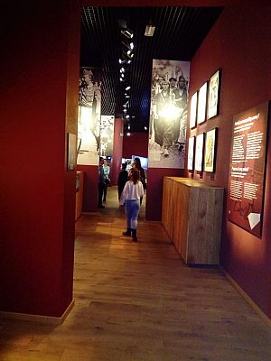  Grafika #25: Wizyta w Muzeum II Wojny Światowej w Gdańsku