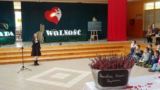  Grafika #33: II Powiatowy Konkurs Recytatorski Polskiej Poezji Patriotycznej