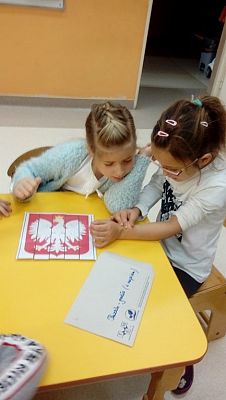  Grafika #4: LEKCJA PATRIOTYZMU W GRUPIE PRZEDSZKOLNEJ