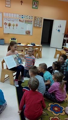  Grafika #0: Kolejne spotkanie czytelnicze w grupie 0 "b"