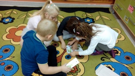  Grafika #7: Uczymy dzieci programować w grupie 0 "b"