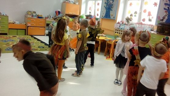  Grafika #4: Bal Jesienny w grupie 0 "b"