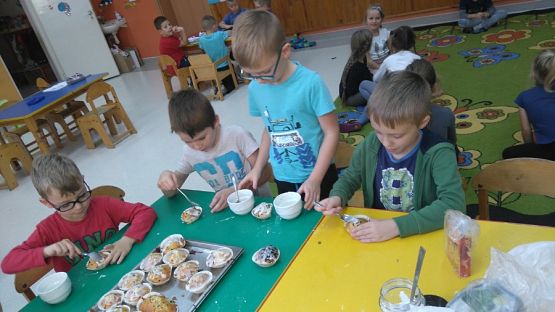  Grafika #5: Pieczemy babeczki