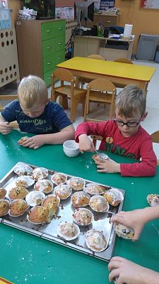  Grafika #6: Pieczemy babeczki