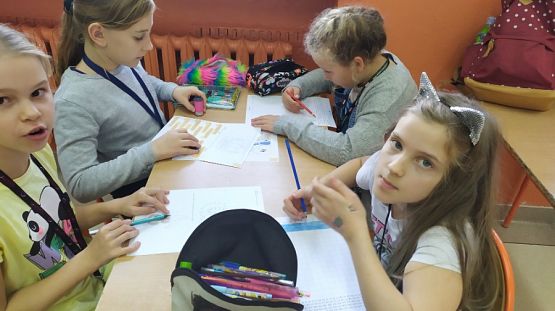  Grafika #5: Klasa 4a promuje patriotyczne postawy poprzez udział w kampanii BohaterOn