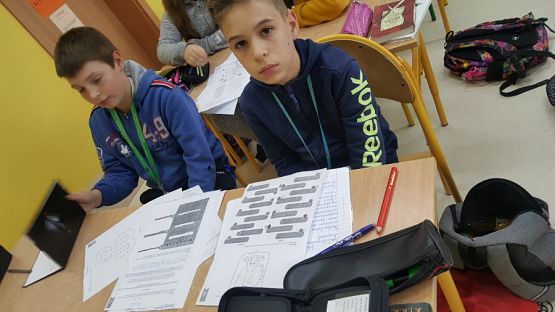  Grafika #12: BohaterON – włącz historię! Klasa VIc