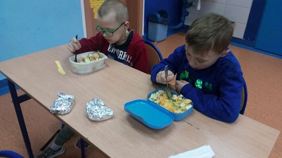  Grafika #9: Sałatka owocowa w klasie Ib