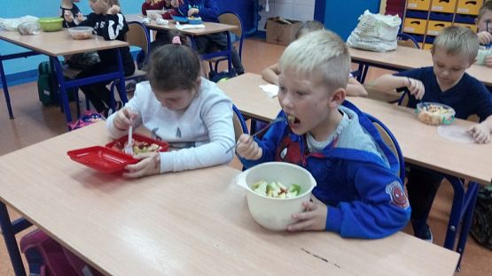  Grafika #7: Sałatka owocowa w klasie Ib