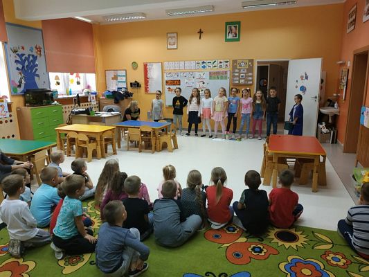  Grafika #1: Teatr Młodego Aktora