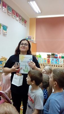  Grafika #1: Realizacja programów promujących czytelnictwo w klasie 0 b