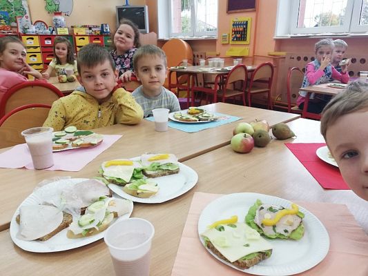  Grafika #0: Zdrowe drugie śniadanie:-))