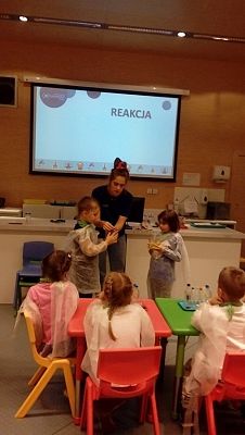 Grafika #8: Grupa 0a i 0b w Centrum Nauki Eksperyment w Gdyni