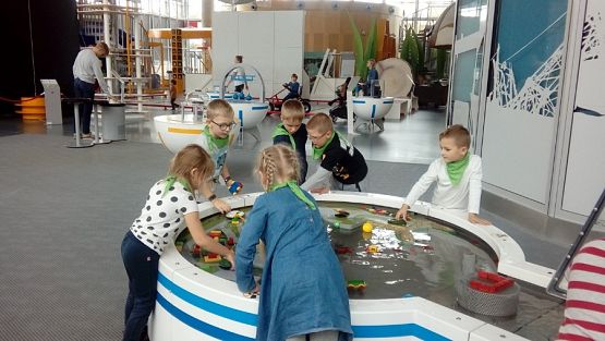 Grafika #26: Grupa 0a i 0b w Centrum Nauki Eksperyment w Gdyni