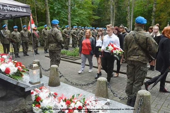  Grafika #2: Uroczystości w Krępie Kaszubskiej