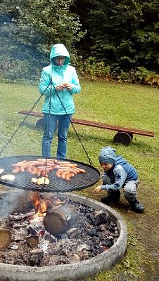  Grafika #34: Wycieczka grupy 0 a i 0 b do lasu