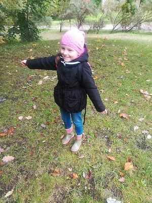  Grafika #36: Wycieczka grupy 0 a i 0 b do lasu