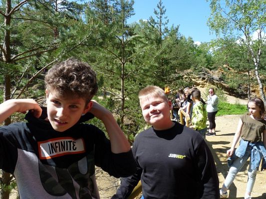  Grafika #98: Nasi uczniowie w Karkonoszach