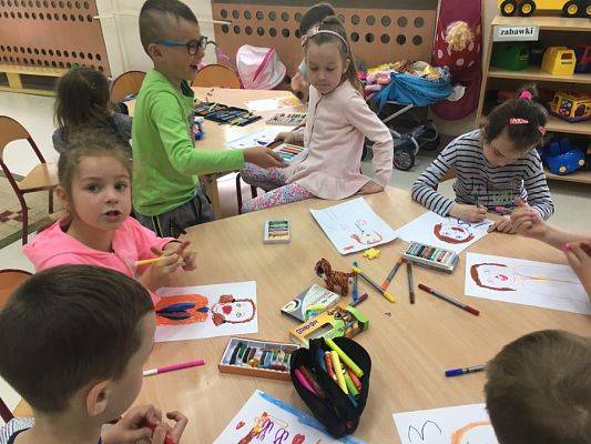 Grafika #1: Mother, Mummy, Mama, Mum