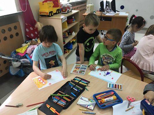 Grafika #2: Mother, Mummy, Mama, Mum