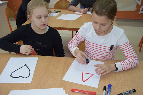  Grafika #23: 21 marca - Dzień Nowoczesnych Technologii