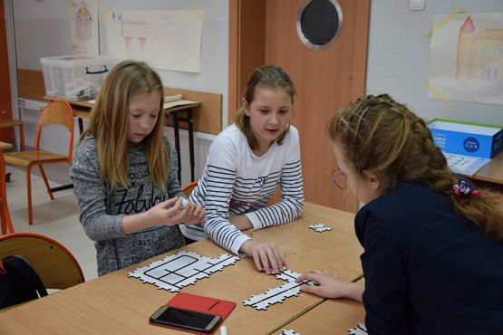  Grafika #29: 21 marca - Dzień Nowoczesnych Technologii