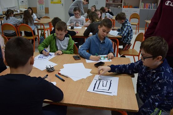  Grafika #46: 21 marca - Dzień Nowoczesnych Technologii