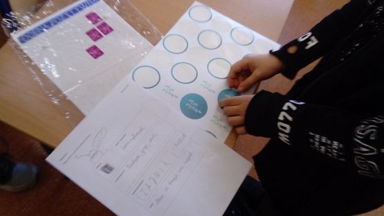  Grafika #2: "Jestem już w sieci" - zajęcia w klasie 4c w ramach projektu "Myślę pozytywnie"