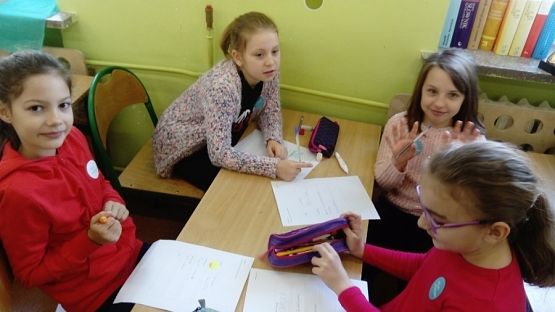 Grafika #6: "Jestem już w sieci" - zajęcia w klasie 4c w ramach projektu "Myślę pozytywnie"