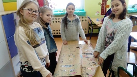  Grafika #10: "Jestem już w sieci" - zajęcia w klasie 4c w ramach projektu "Myślę pozytywnie"