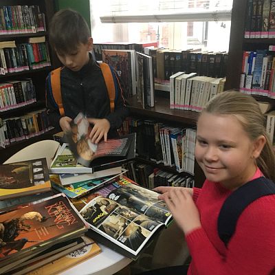  Grafika #2: Klasa Va w Bibliotece Miejskiej w Lęborku.