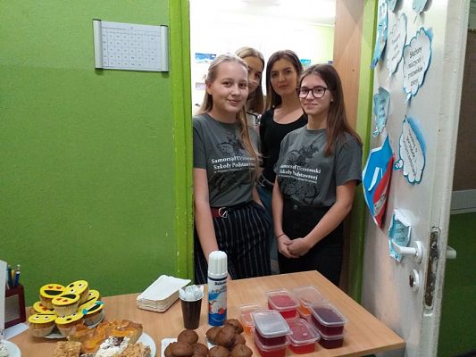 Grafika #1: Popołudnie z filmem