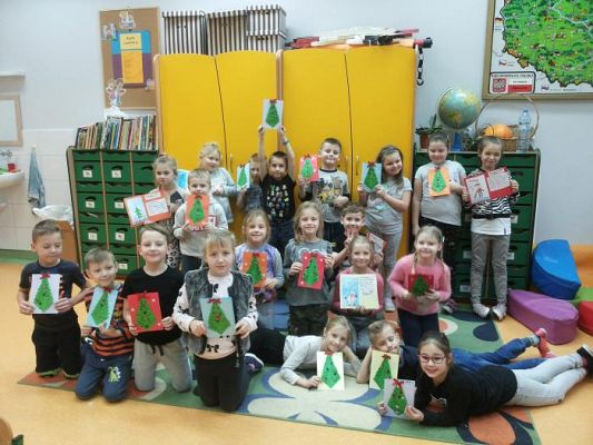  Grafika #2: Wymiana kartek świątecznych