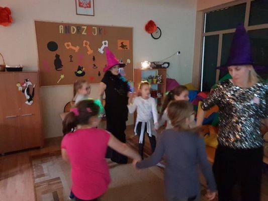  Grafika #1: Andrzejki na świetlicy
