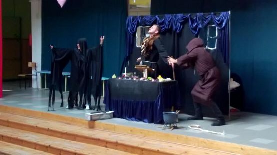  Grafika #1: Spektakl DZIADY II