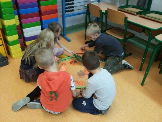  Grafika #2: BAL JESIENI