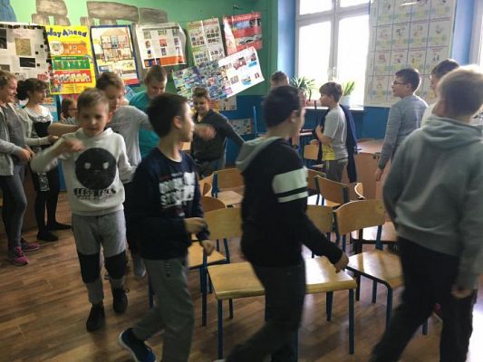  Grafika #1: Dzień Chłopaka w Va