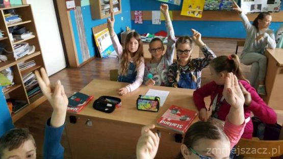  Grafika #0: Włosi i Hiszpanie prowadzili w naszej szkole zajęcia w języku angielskim