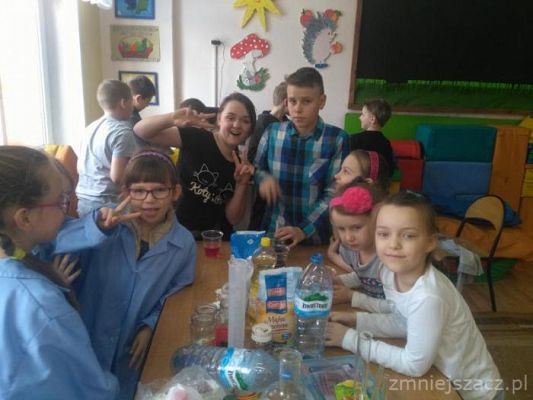  Grafika #5: ,,Doświadczenia dla najmłodszych’’