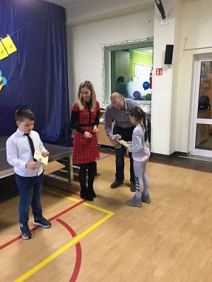  Grafika #1: Spelling Bee