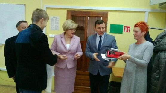  Grafika #3: Sukcesy naszych uczniów w Powiatowym Konkursie "Każdy budować może"