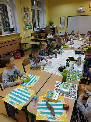  Grafika #7: Śniadanie integracyjne klas I