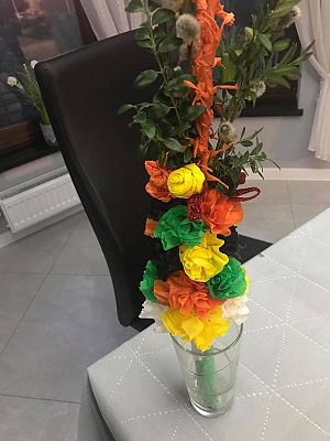 Grafika #5: Nauka zdalna i wielkanocne palmy klasy 3 b