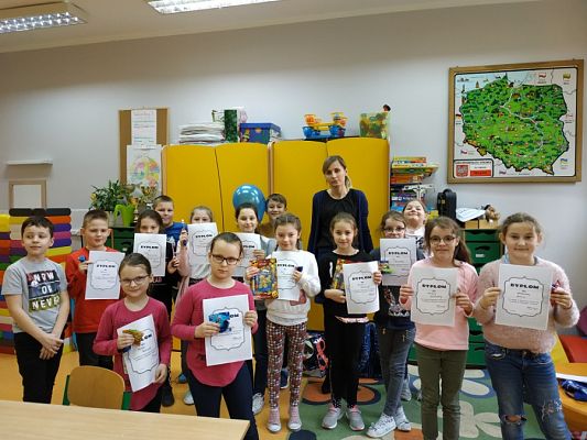 Grafika #0: Konkurs Pięknego Czytania w 3A