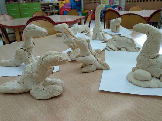  Grafika #3: Dinozaury