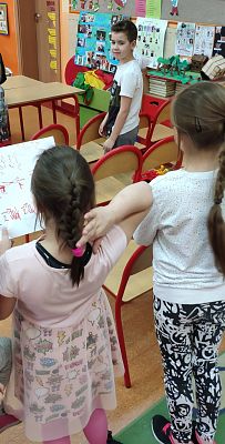  Grafika #3: Zajęcia z "Kodowania na dywanie"