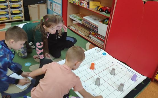  Grafika #0: Zajęcia z "Kodowania na dywanie"